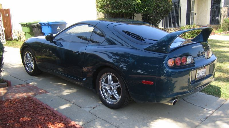 Illustration for article titled This Cheap Manual Turbo Supra Needs Saving And Here's How You Can Do It
